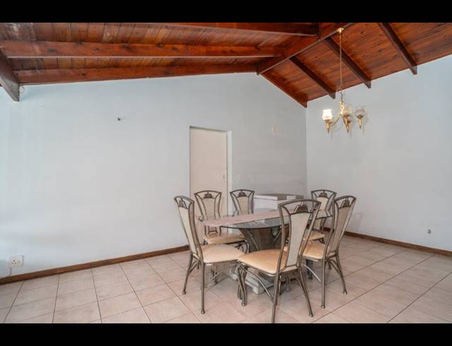 4 BEDROOM FREEHOLD RENTED IN WESTVILLE